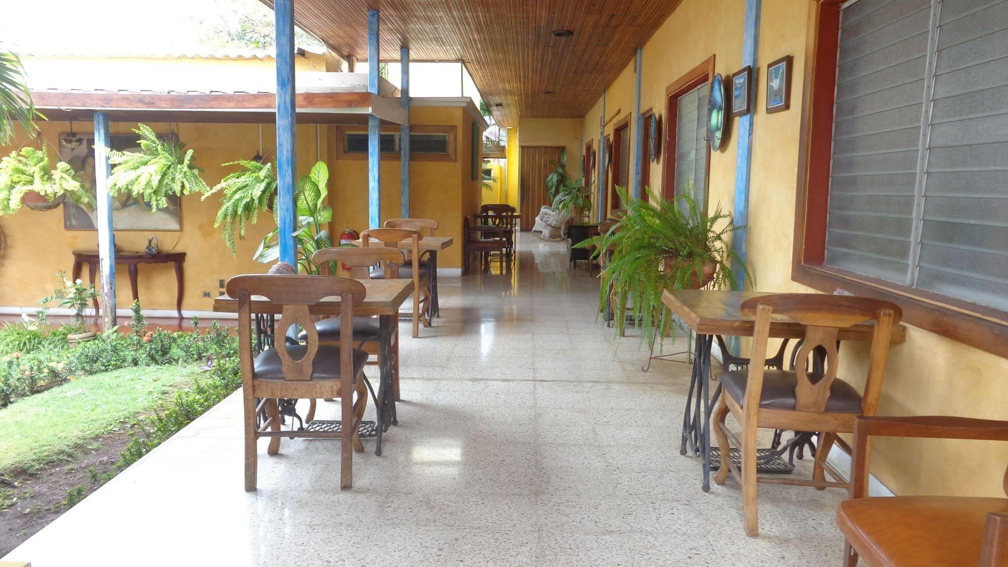 Hotel Villa Americana Managua Ngoại thất bức ảnh